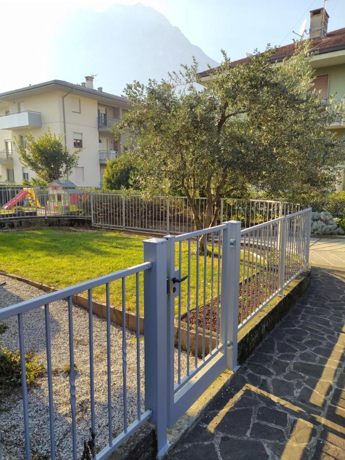 Family Garden Apartment ริวาเดลการ์ดา ภายนอก รูปภาพ